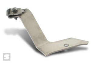 Choke cable mounting bracket